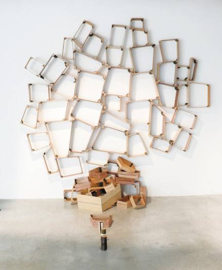 Peter-Marigold_Spilt-Box_Shelves,2007