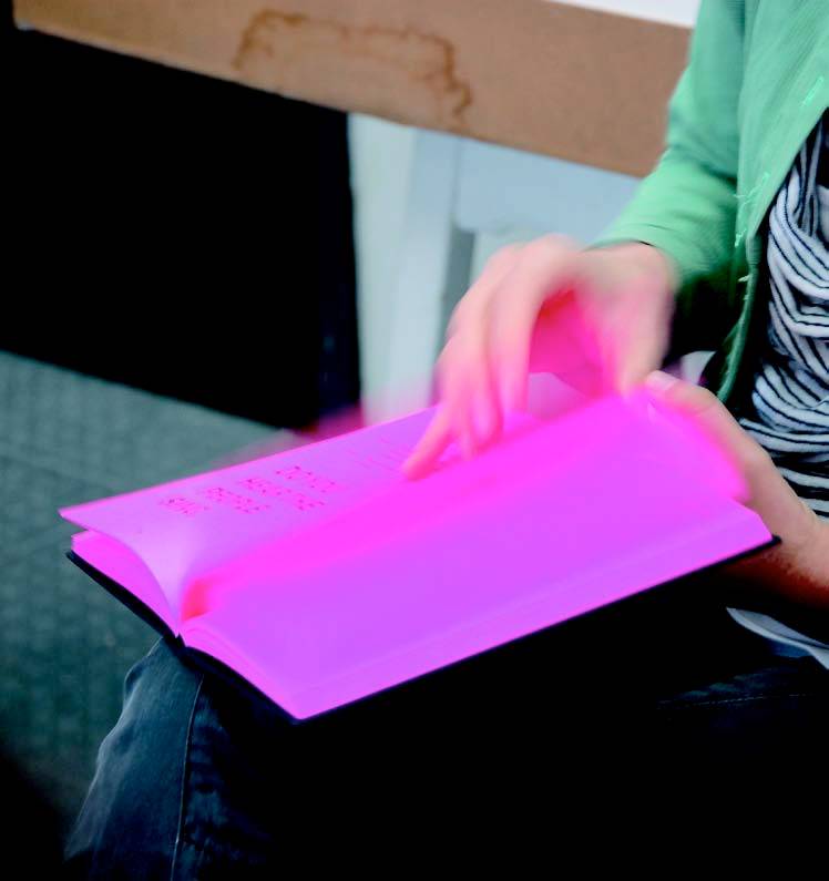 books_images_hi_Page_1_Image_0005