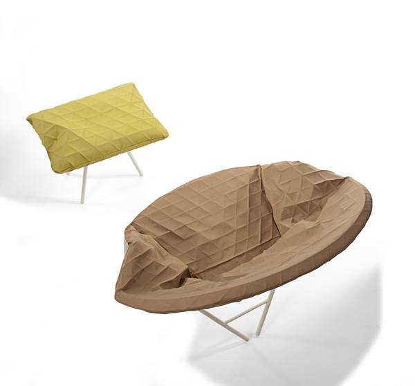 Poli-lounge-chair-&-ottoman-1-producks-and-mikabarr