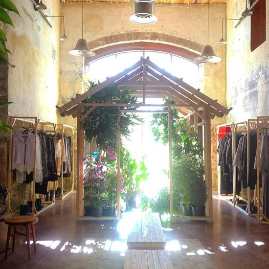 Naturally-shoplifters-2014-photo-anat-tal--(2)
