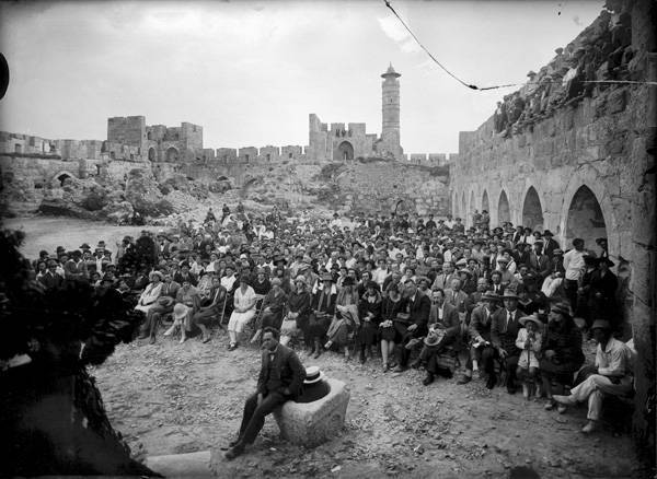 שמואל יוסף שווייג. קונצרט למען קק"ל בירושלים למרגלות מגדל דוד, 1926