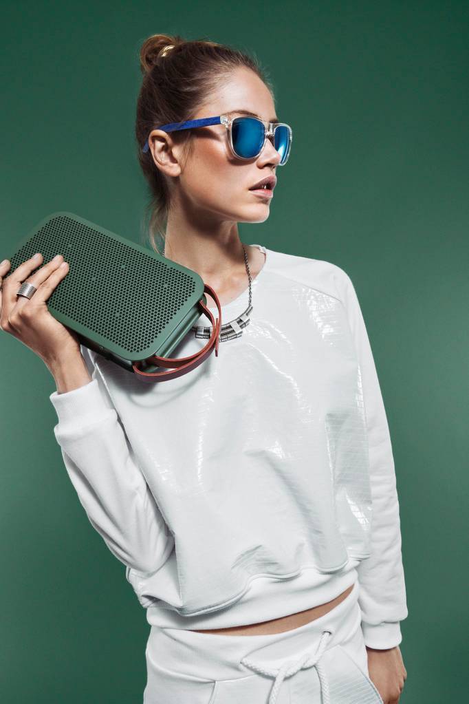 B-O_Play_A2_04_1364px_682