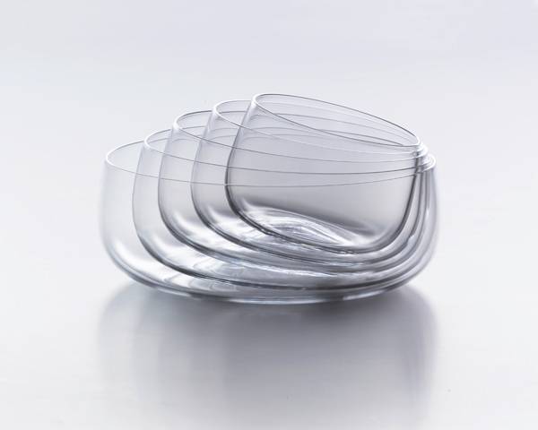 10.TU206-bowlseries.-h-5-x-Ø-7-13,4-cm.-©TU2006.-Photo-Hans-Hansen-kopi