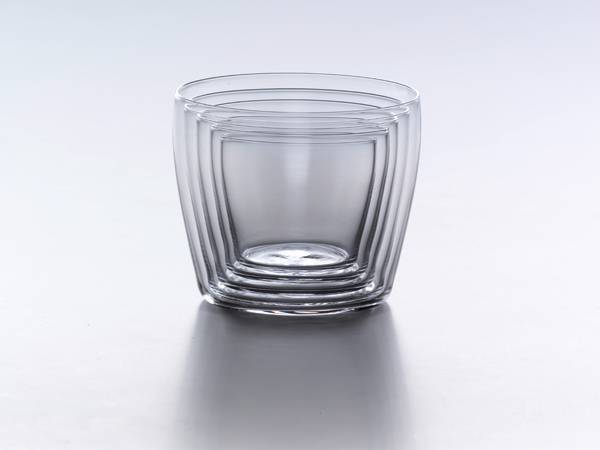 11.TU306-Tumblerseries.-©TU2006.-Photo.-Hans-Hansen-kopi