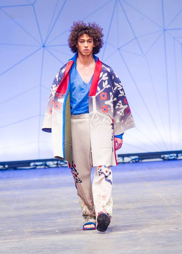 Romi_Faylo._Shenkar_fashion_2015._Photo_Rafi_Daloya(1)_