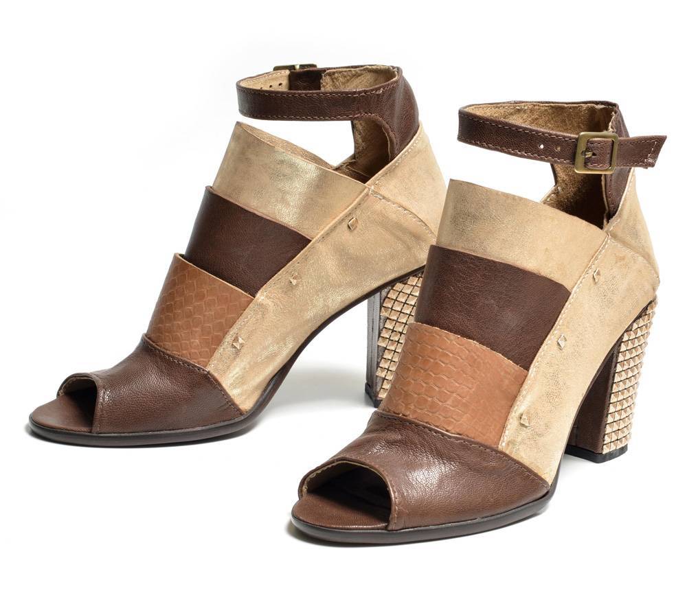 copy paste, נועה קפלן. צילום: שי בן אפרים