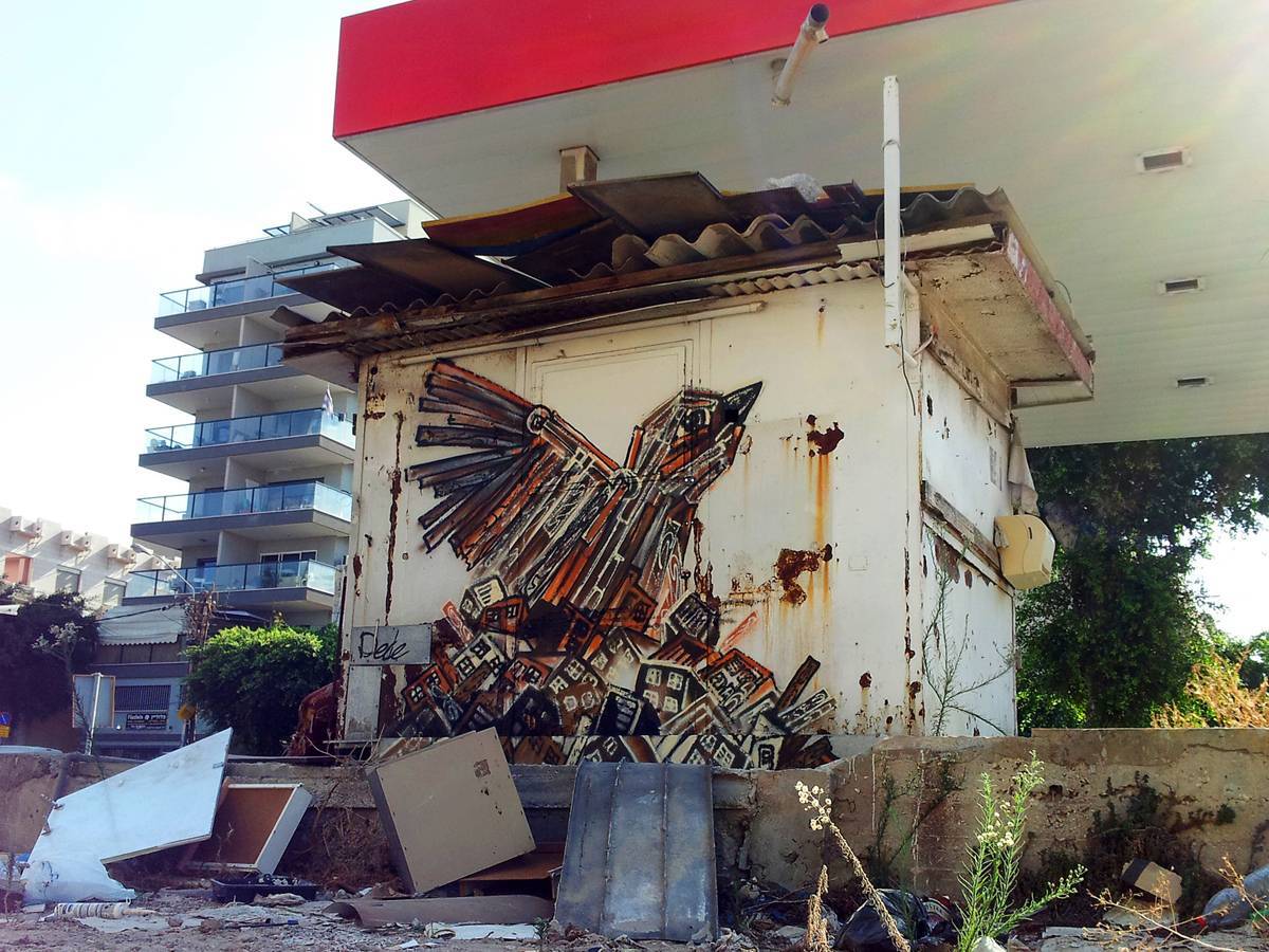 dede_leaving_the_nest