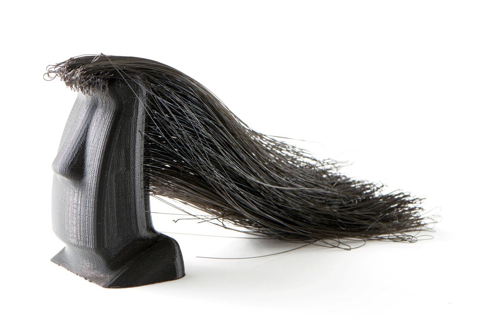 Shir_Atar-Hairline-Black_02 (s)