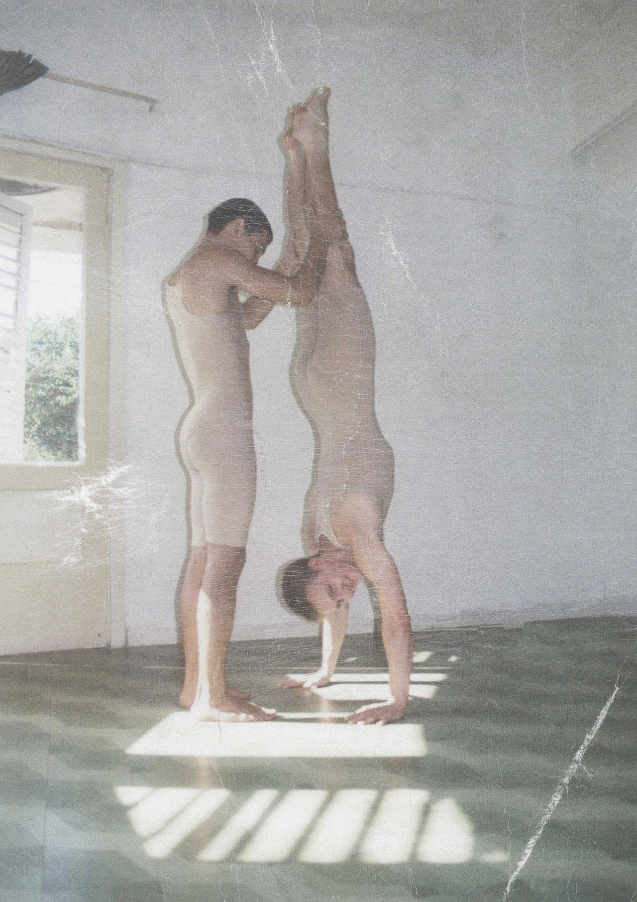 אבי און אסייג, Games of Adolescents