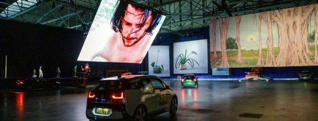 התערוכה של מוזיאון הבוימנס באיצטדיון אהוי ברוטרדם