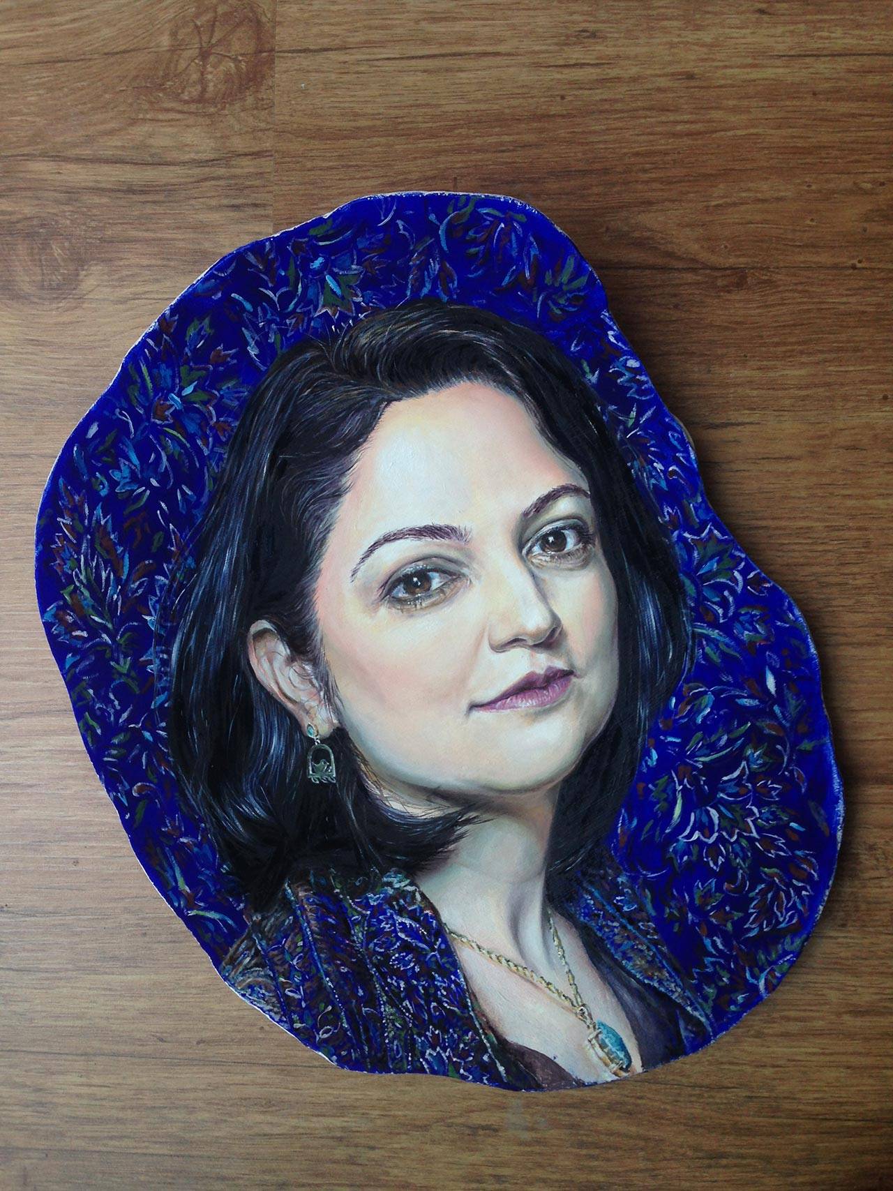 לאכול עם חברות