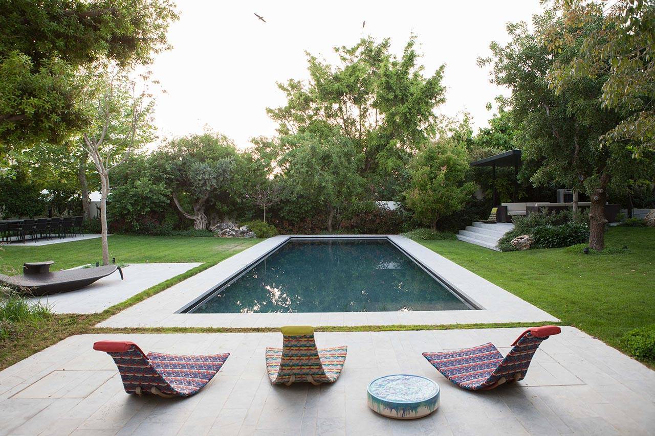 פנינה חיות, סטודיו רותם | יוצרים נוף