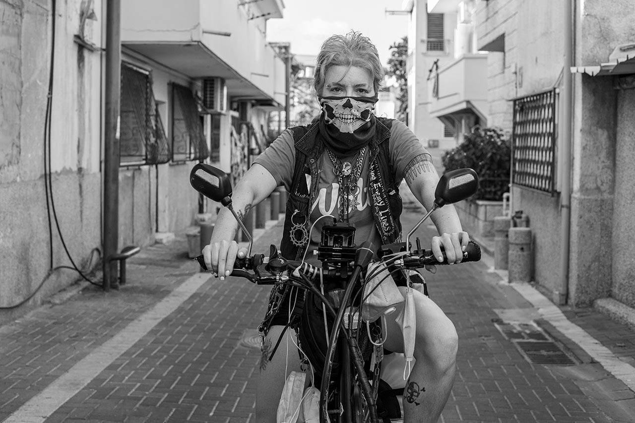 כדיה לוי, שליחי האור