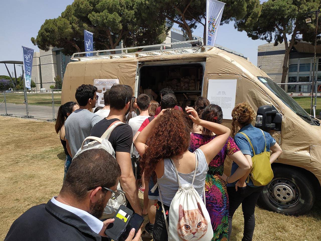 דפנה טלמון, אוטו המתנות