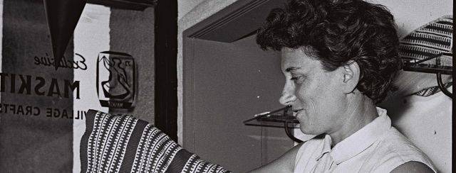 רות דיין, 1956