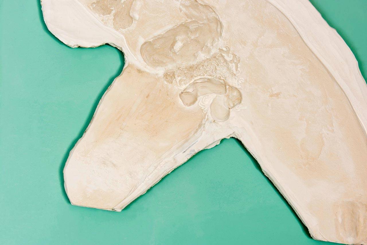 תבליטים מתוך מרחץ בגלריה אלפרד