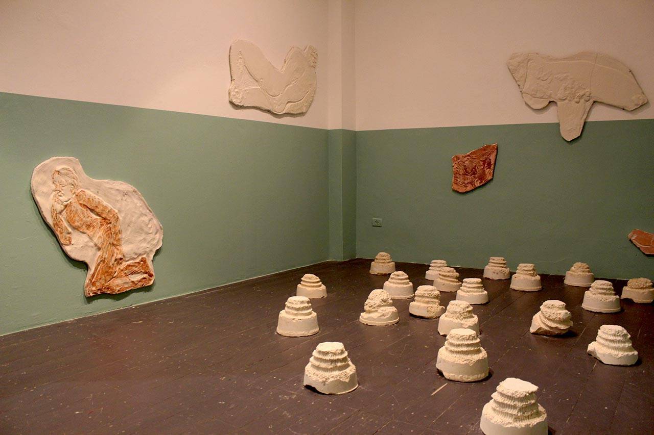 מרחץ בגלריה אלפרד