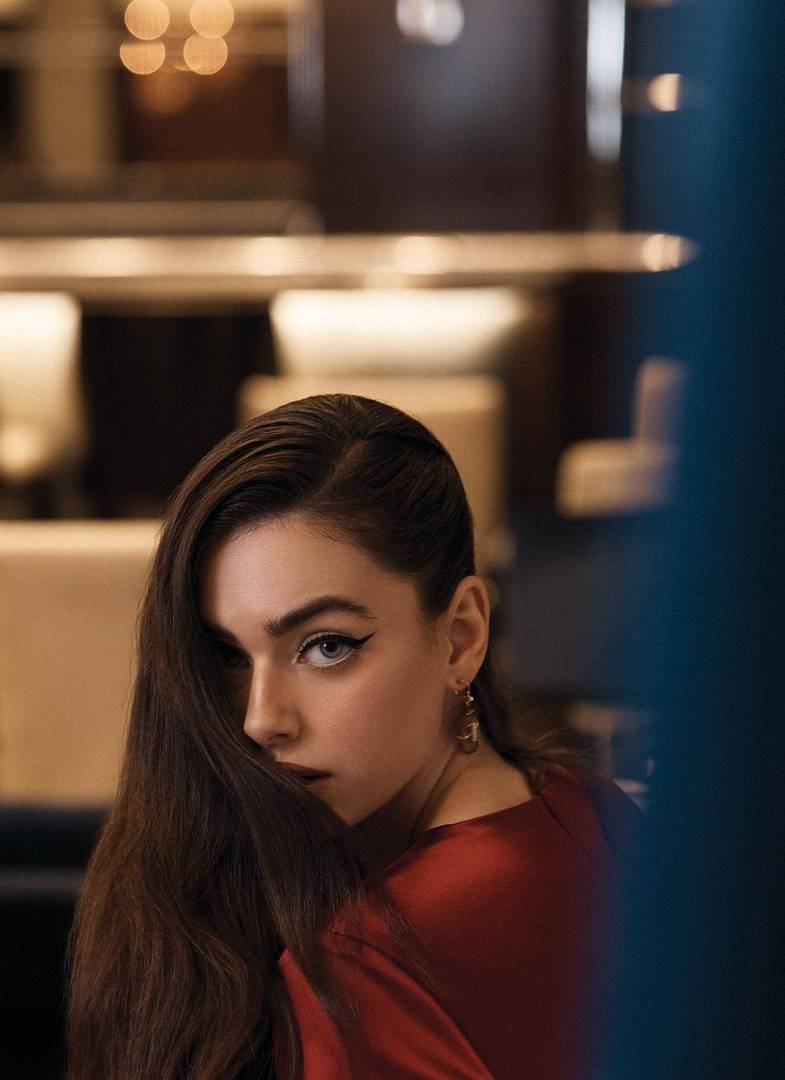 יעל שלביה, L'official Arabia