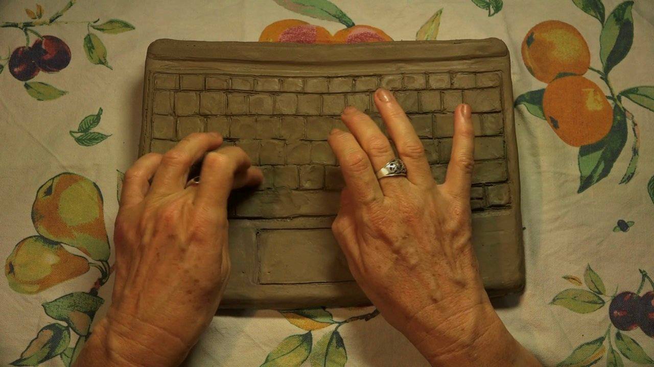 גליה שרתיאל