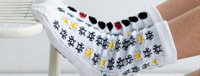 מיכל בוביס, Misery Socks