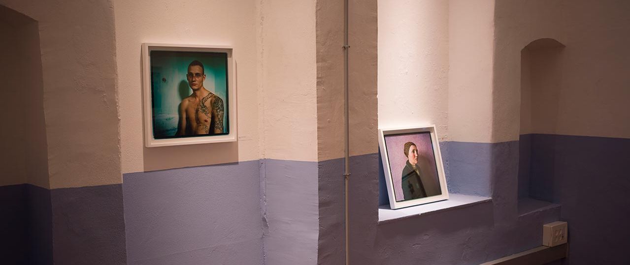 מיכל חלבין, העמדת/פנים. צילום: עודד פלוטניצקי