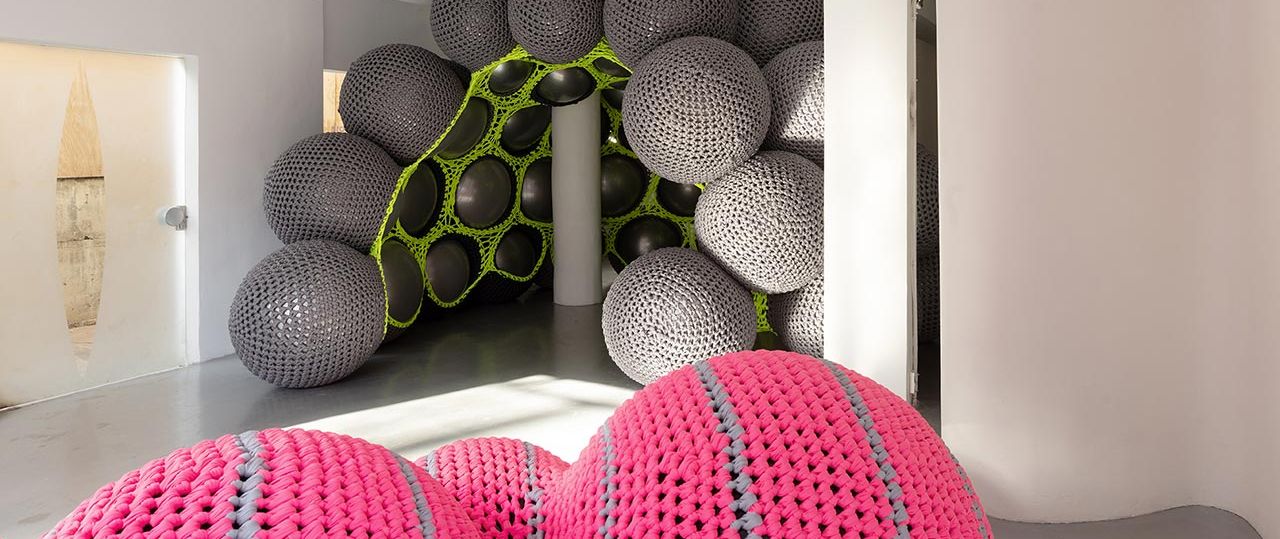 תמר ניקס, חוט מחשבה בגלריה פריסקופ. צילומים: גדעון לוין