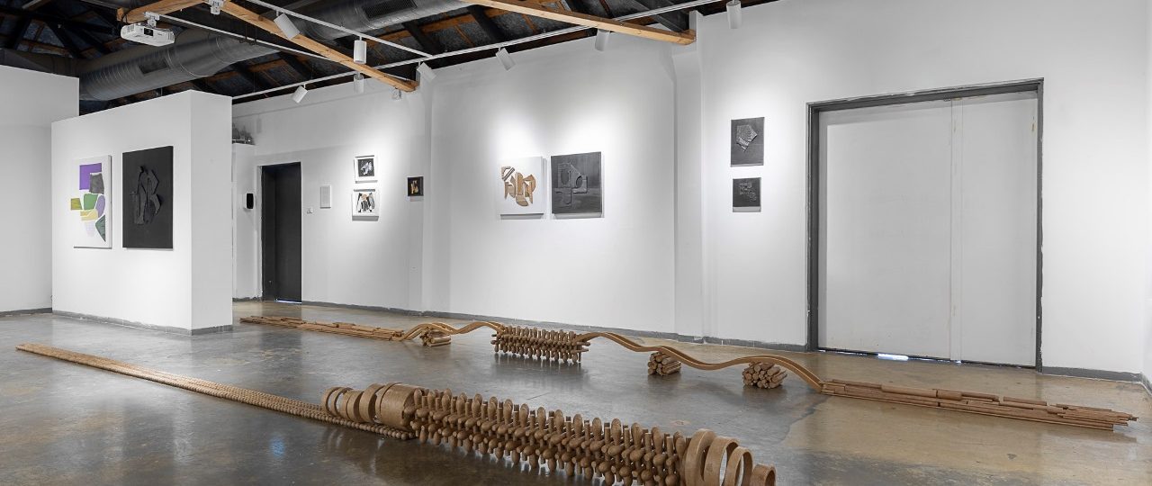 נגה יודקוביק עציוני ודנה בראון במכון המים. צילומי הצבה: טל ניסים