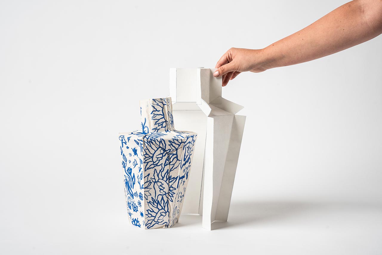 רז ישראל, זיכרון של נייר. צילום: מ״ל