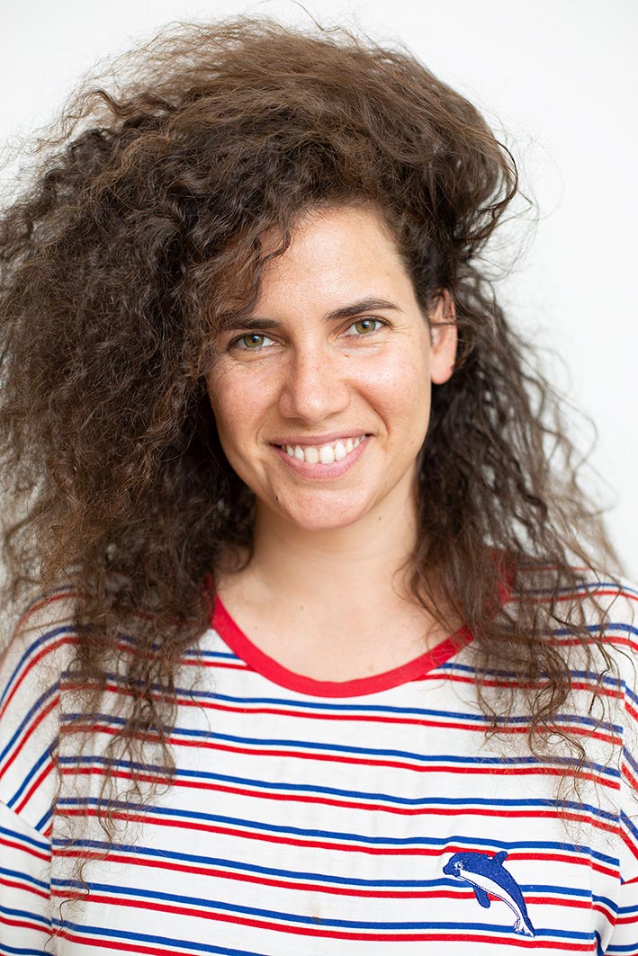 שיר רז. צילום: תום עזריה