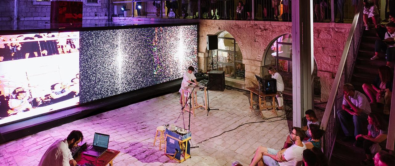 זמנתגובה. צילום: דור קדמי, שבוע העיצוב ירושלים