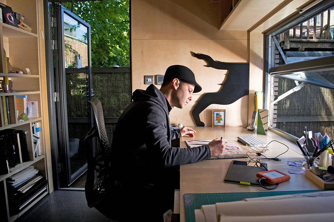 נומה בר. צילום: כריס ברוק