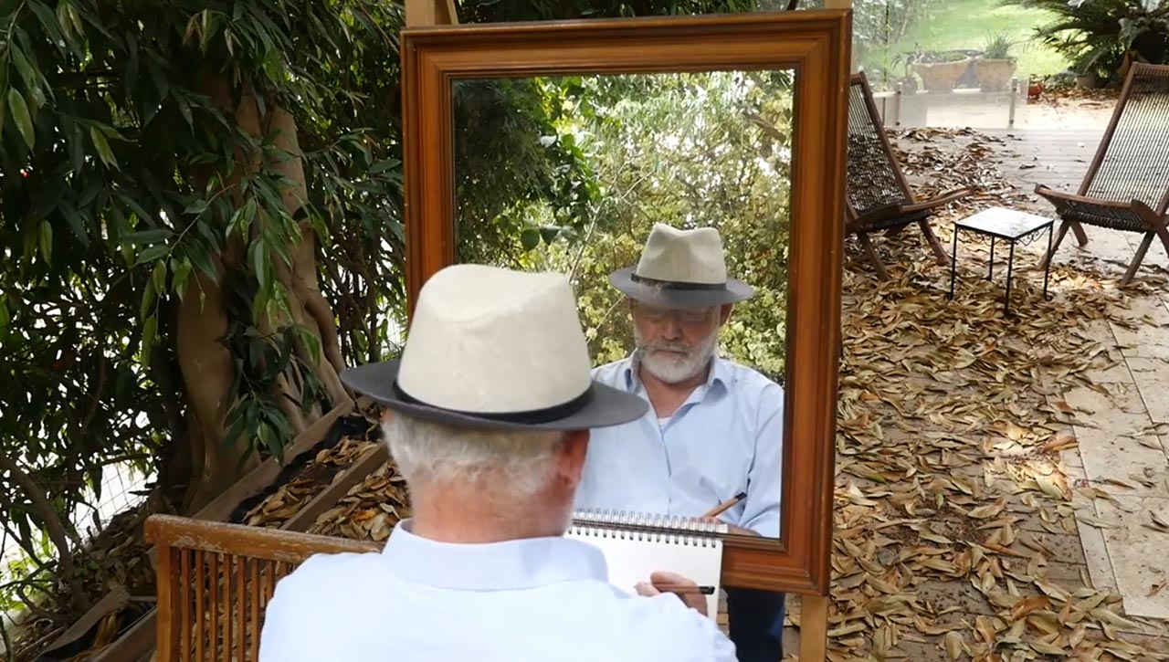 מתוך עבודת הוידאו פורטרט עצמי -המחיקה