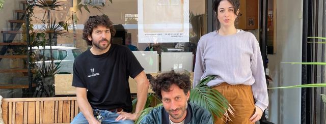 נועה גופר, אלון עדר, ירון מנדלוביץ. צילום: רעות ברנע