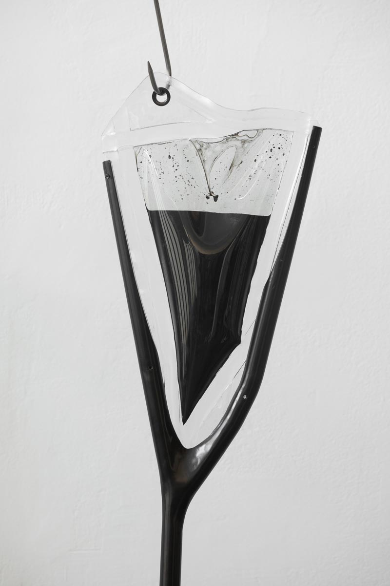 ספק בלתי סביר, מוזיאון פתח תקוה, 2018. צילום: טל ניסים