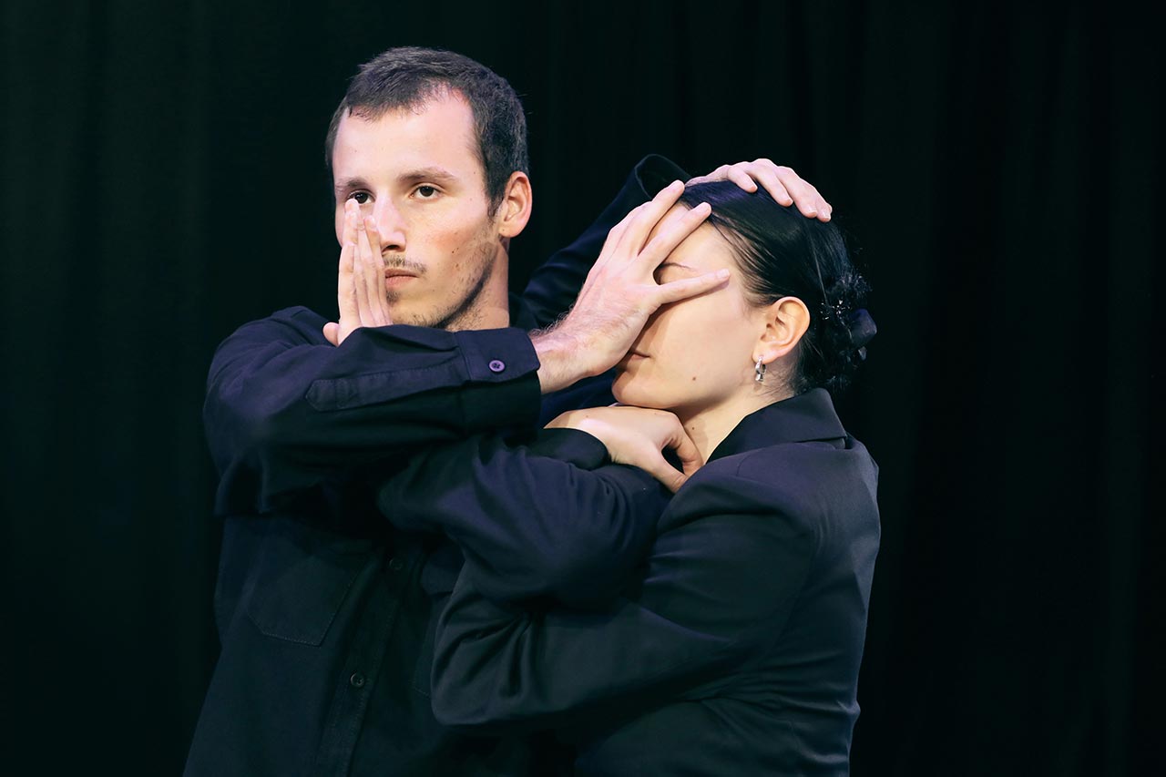 אופיר קונש מאיה נבות