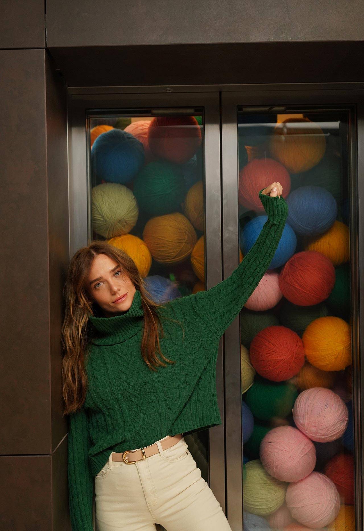 סוודרים וקרדיגנים בפוקס. צילומים: גיא כושי ויריב פיין