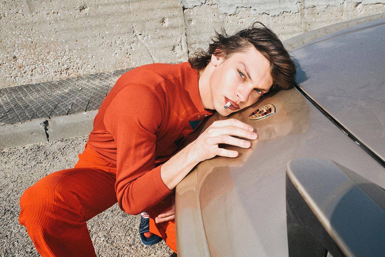 מגזין FUCKING YOUNG