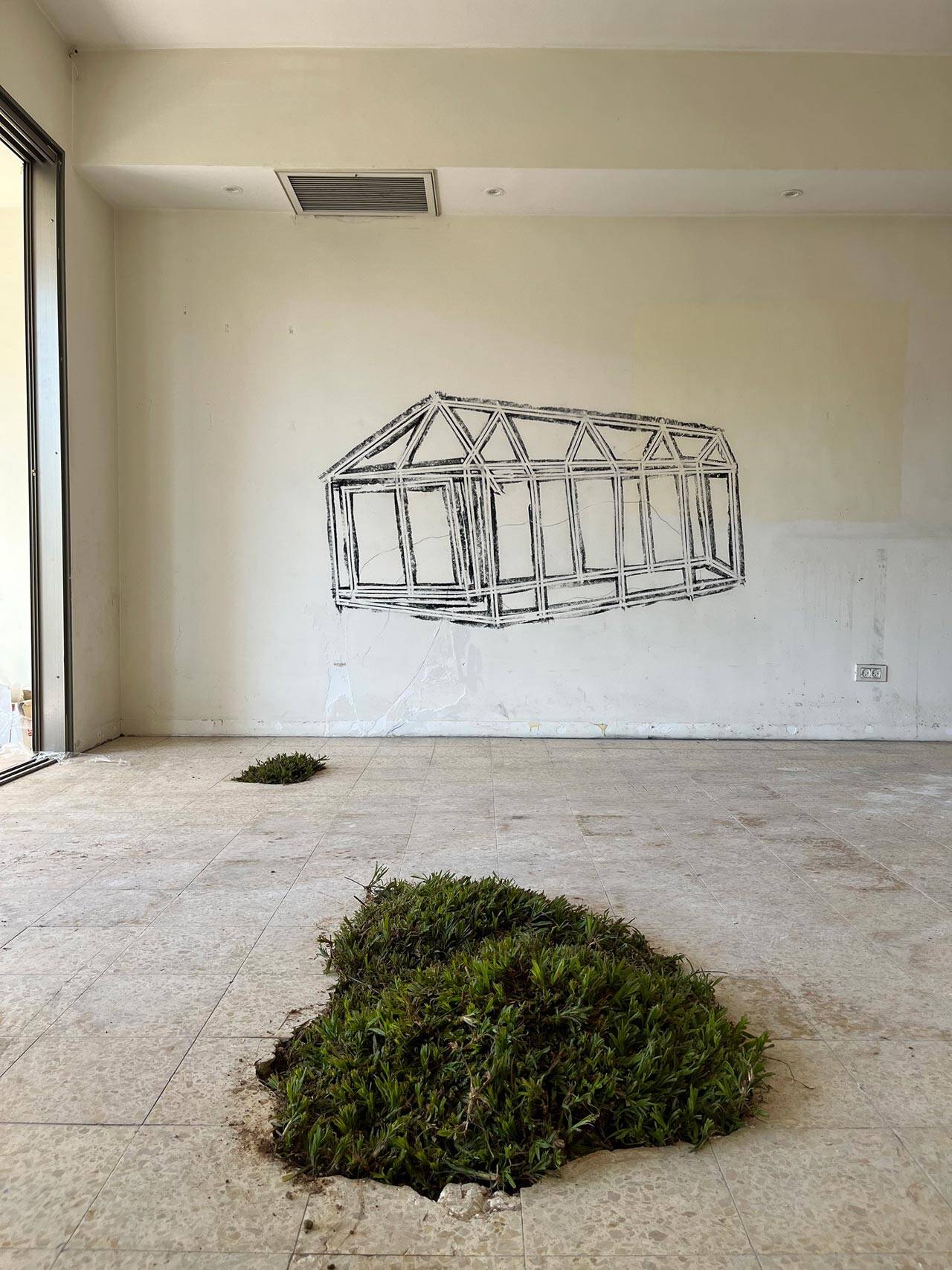 עדי וייצמן ודורית פיגוביץ גודארד, גברת לוין. צילום: יובל צין