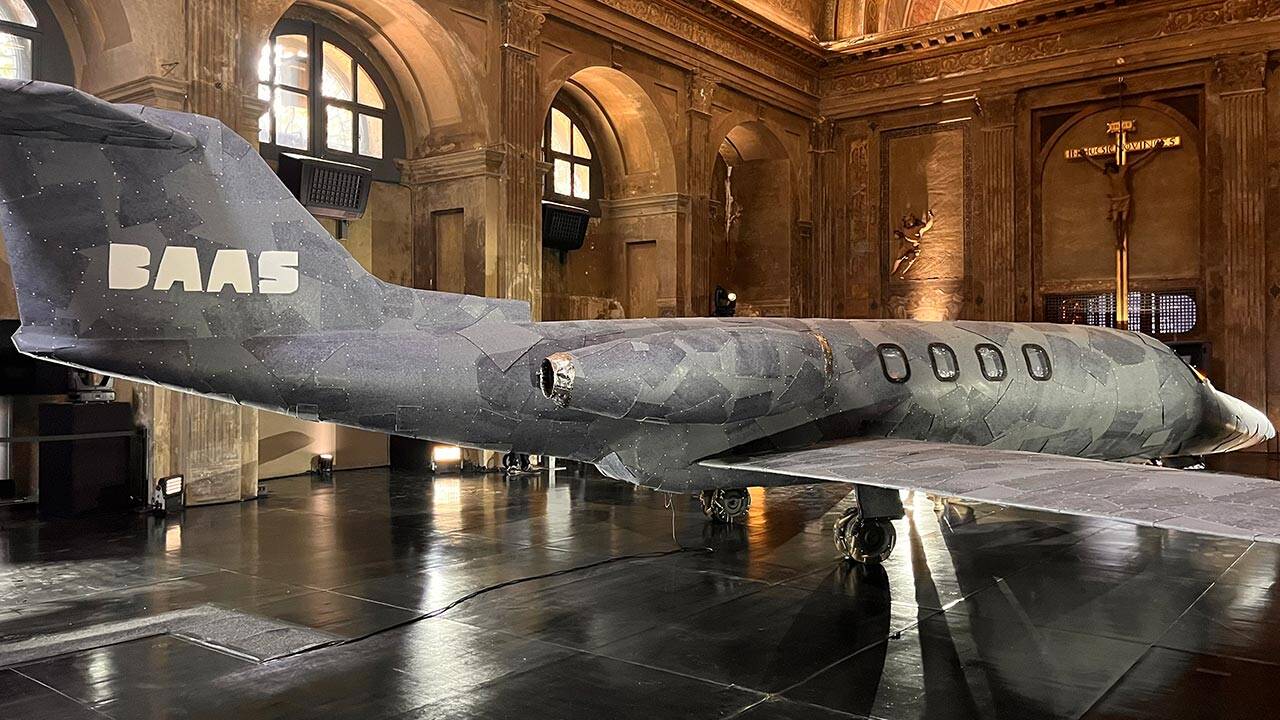 מרטן באס וג׳י סטאר רו