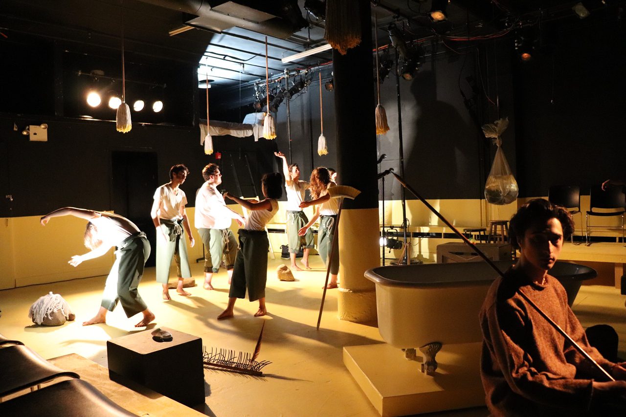 nothing and yet. צילומים: שרה מזט