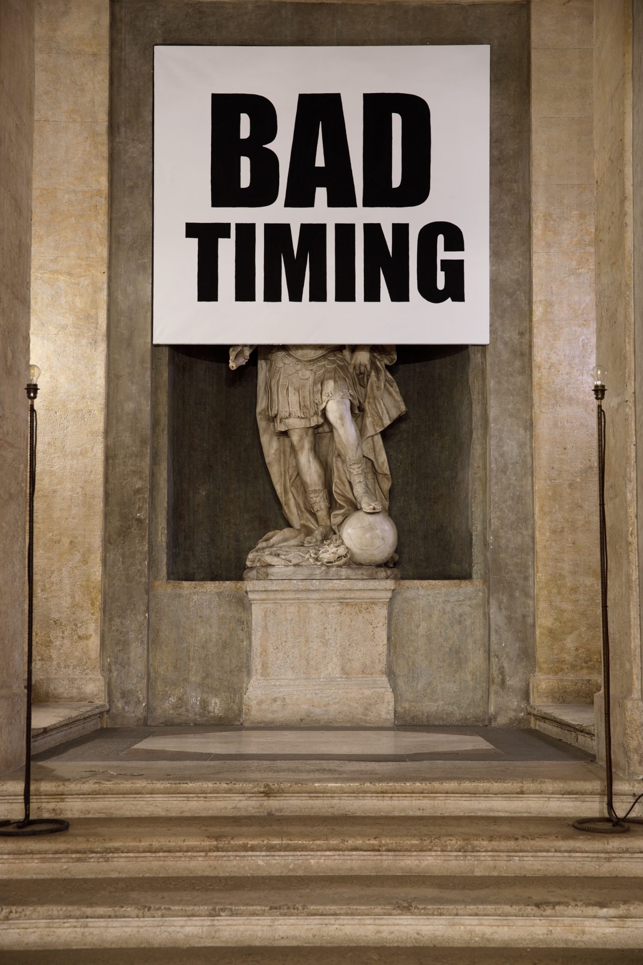 תאו מרסייר, Bad Timing. צילומים: Erwan Fichou, וילה מדיצ׳י