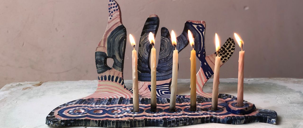 גור ענבר, חנוכיות, סדרה מוגבלת. צילומים: מ״ל