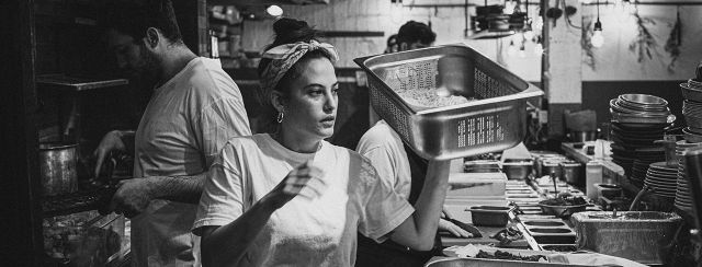 8 שעות לסרוויס. צילומים: חיים יוסף