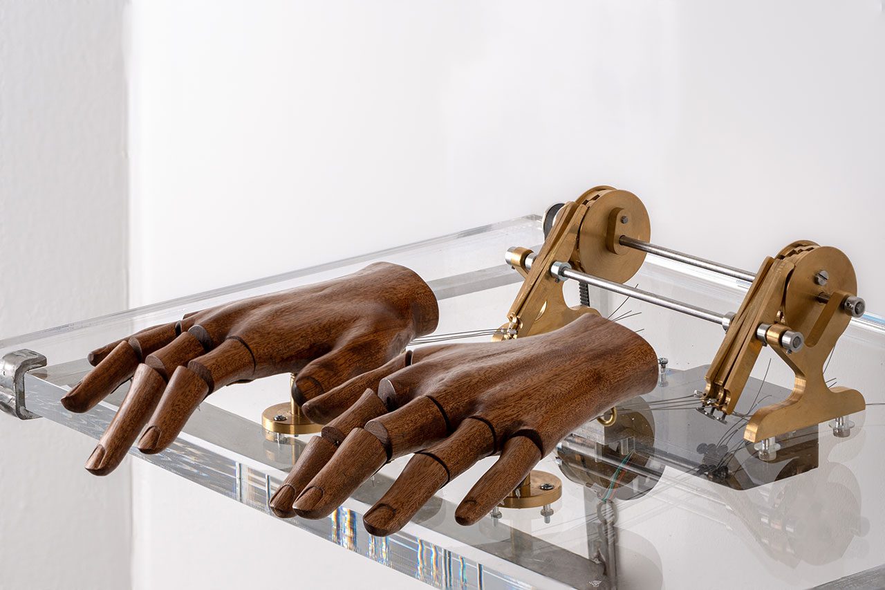 שאיה חזן ואורי טוכמן, מכתב אהבה מכותב הנאומים לפה של הפוליטיקאי. צילומים: דניאל חנוך