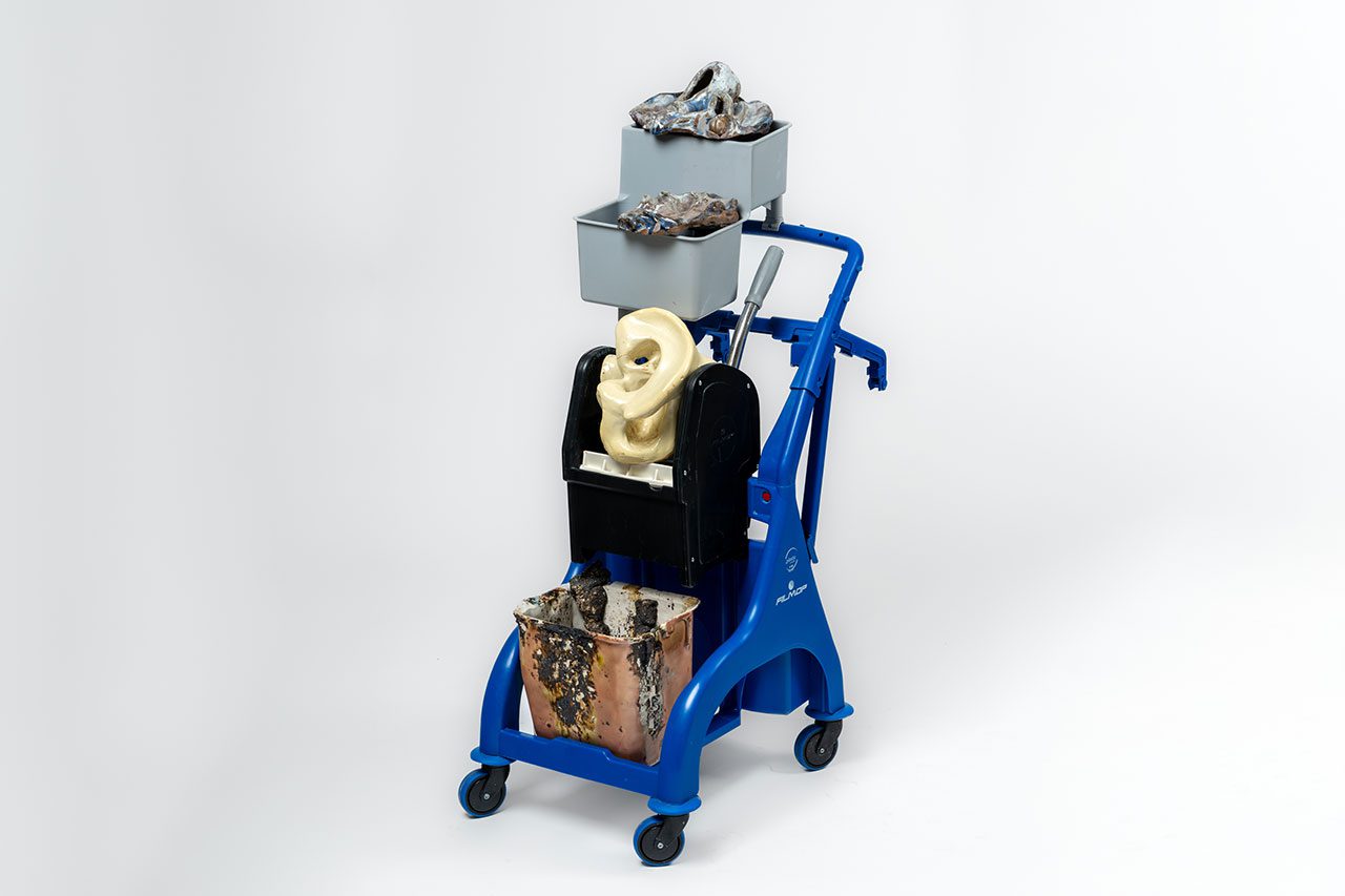 ליאור ווטרמן, המת שלא נולד. צילומים: דניאל חנוך