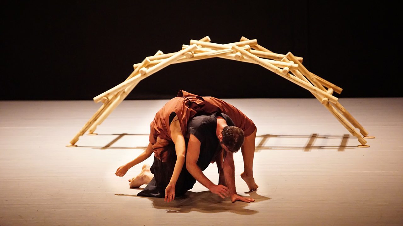 מקום, להקת מחול ורטיגו. צילום: אלעד דבי