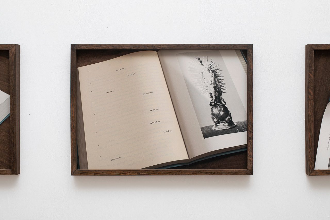 אסף הינדן בלובי מקום לאמנות