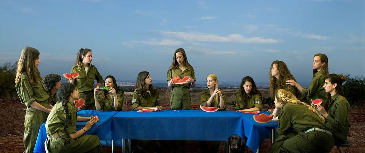 אנג׳ליקה שר, מתוך הסדרה ״שירת דבורה״