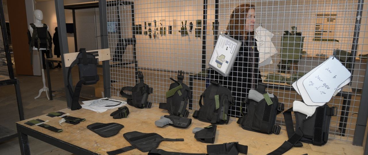 עיצוב חרום בגלריה ויטרינה. צילומים: טל קירשנבאום