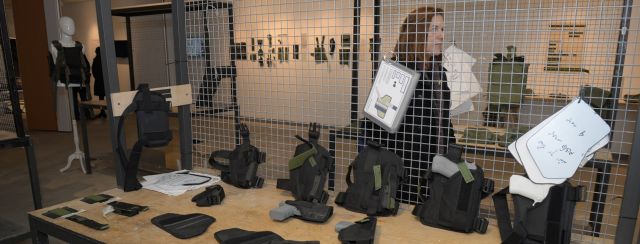 עיצוב חרום בגלריה ויטרינה. צילומים: טל קירשנבאום